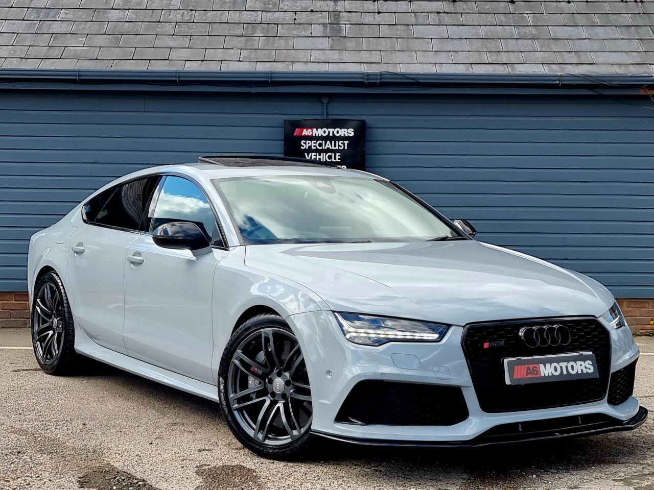 4.0 TFSI V8 Sportback 5dr Petrol Tiptronic quattro Euro 6 (s/s) (560 ps) Image