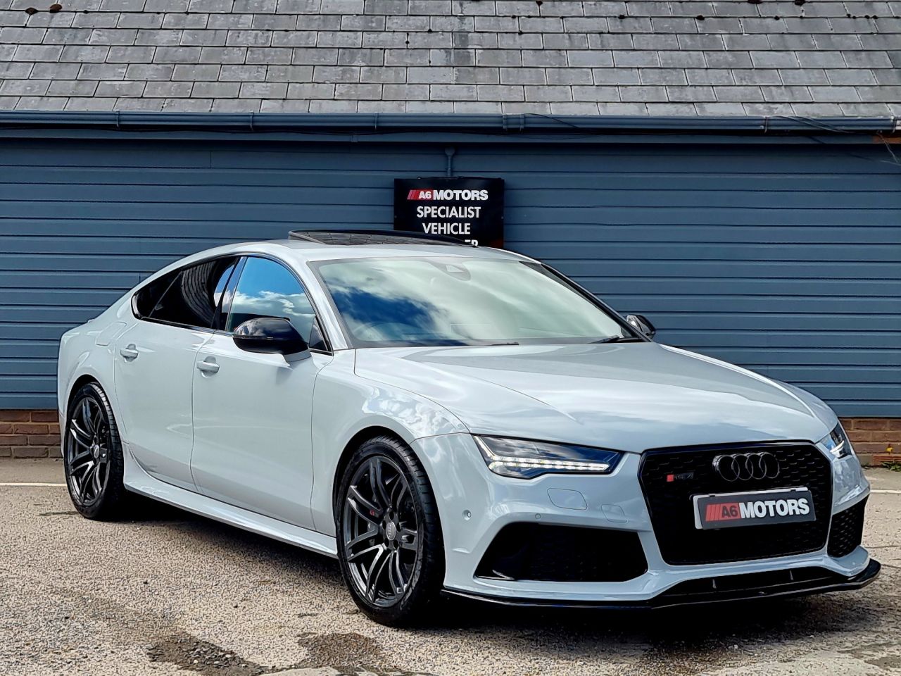 4.0 TFSI V8 Sportback 5dr Petrol Tiptronic quattro Euro 6 (s/s) (560 ps) Image