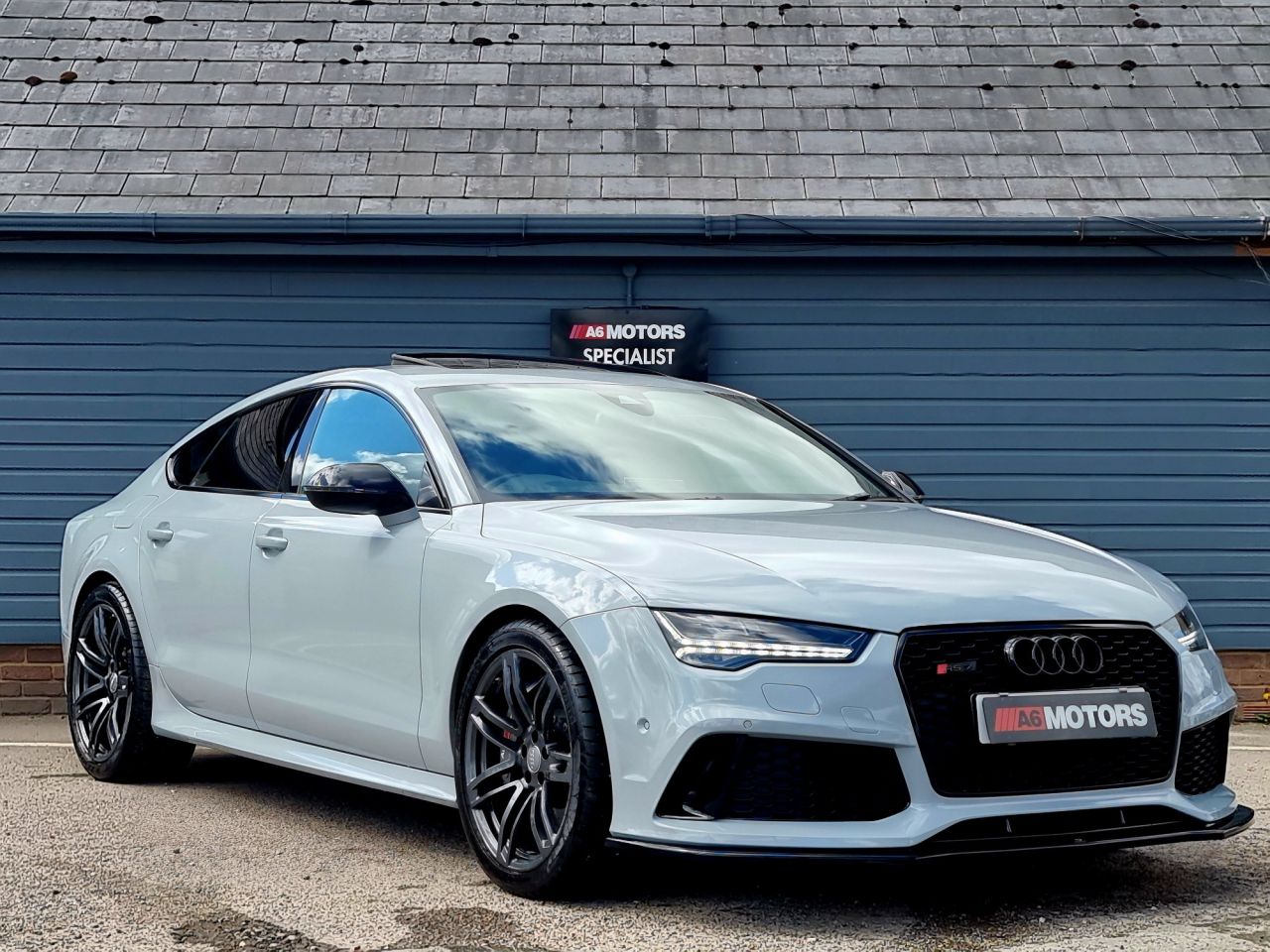 4.0 TFSI V8 Sportback 5dr Petrol Tiptronic quattro Euro 6 (s/s) (560 ps) Image