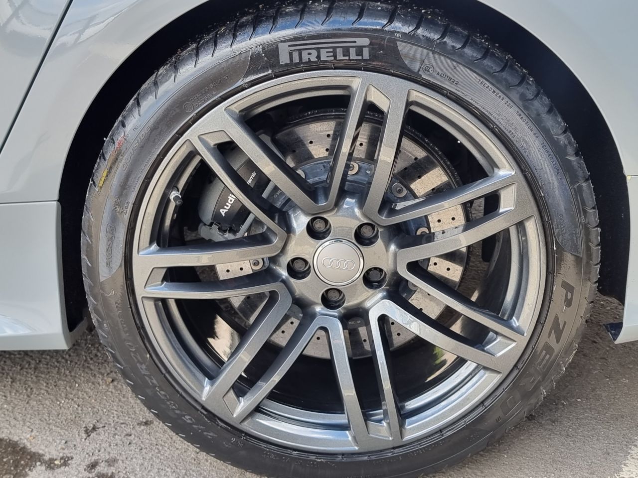 4.0 TFSI V8 Sportback 5dr Petrol Tiptronic quattro Euro 6 (s/s) (560 ps) Image