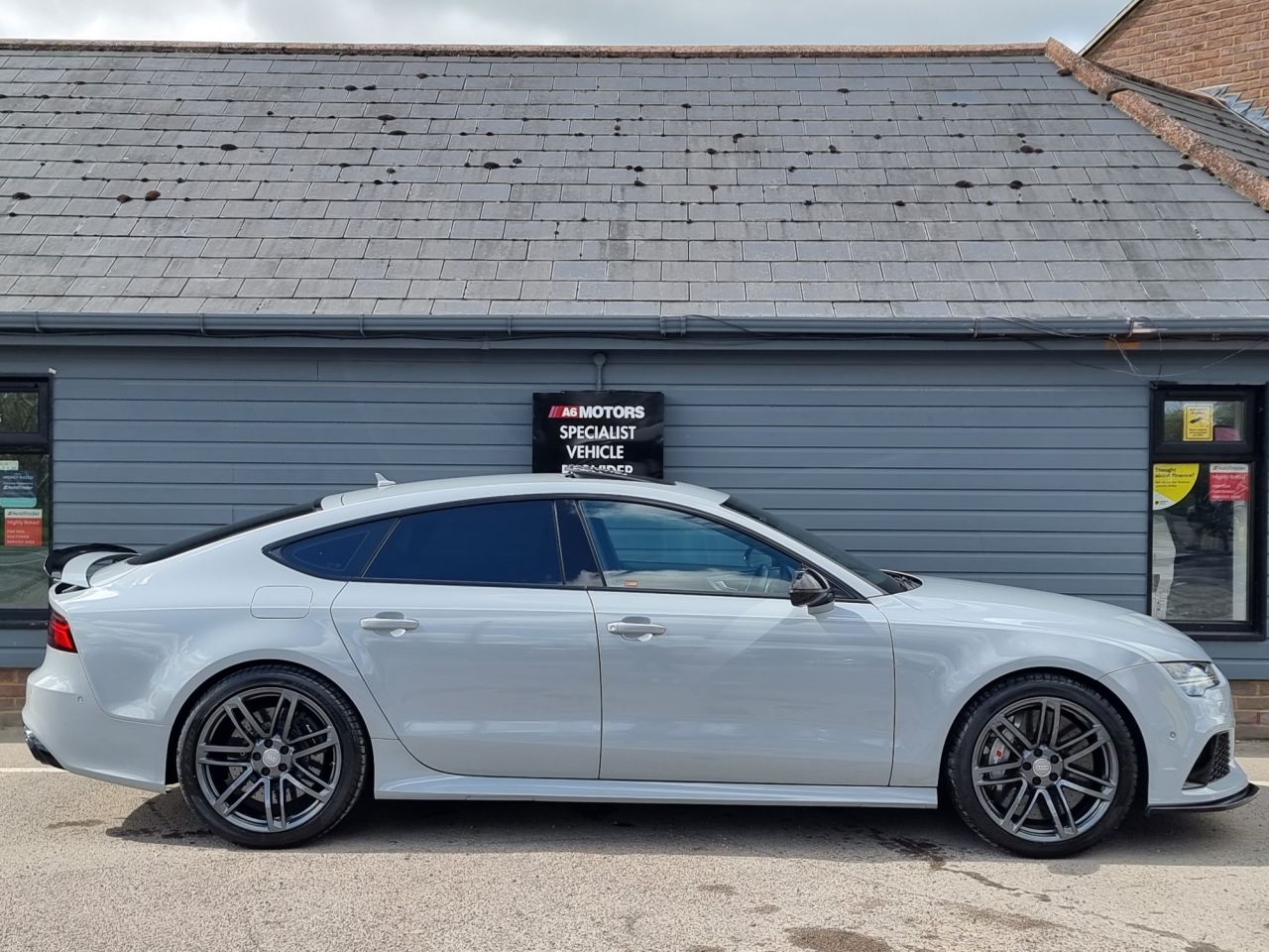 4.0 TFSI V8 Sportback 5dr Petrol Tiptronic quattro Euro 6 (s/s) (560 ps) Image