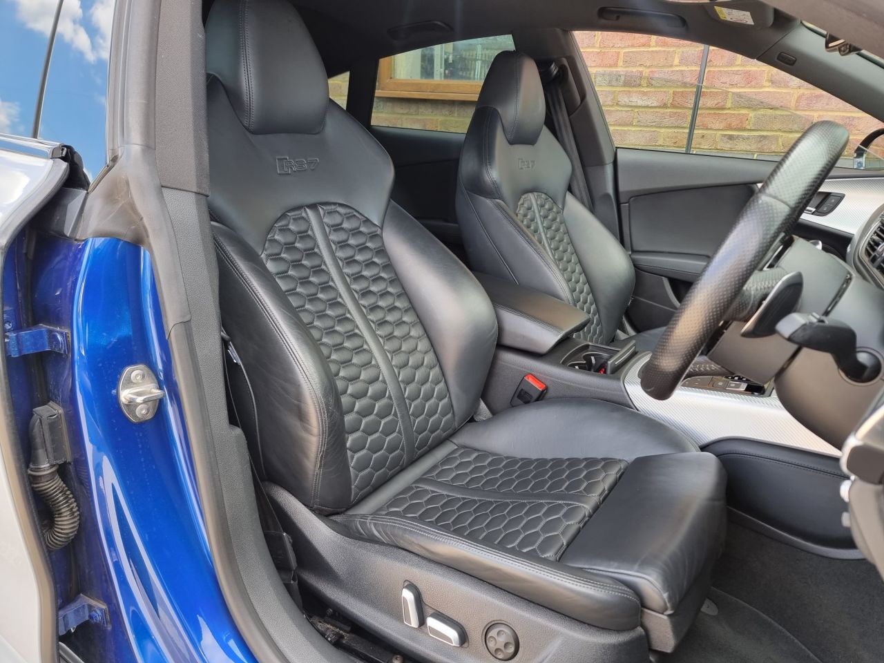 4.0 TFSI V8 Sportback 5dr Petrol Tiptronic quattro Euro 6 (s/s) (560 ps) Image