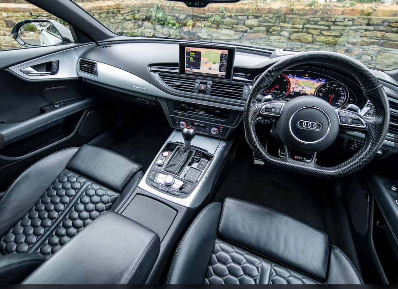 4.0 TFSI V8 Sportback 5dr Petrol Tiptronic quattro Euro 6 (s/s) (560 ps) Image