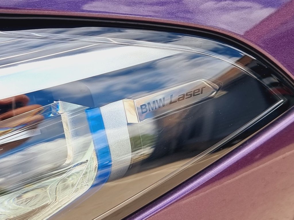 4.4 M850i V8 First Edition Coupe 2dr Petrol Steptronic xDrive Euro 6 (s/s) (530 ps) Image