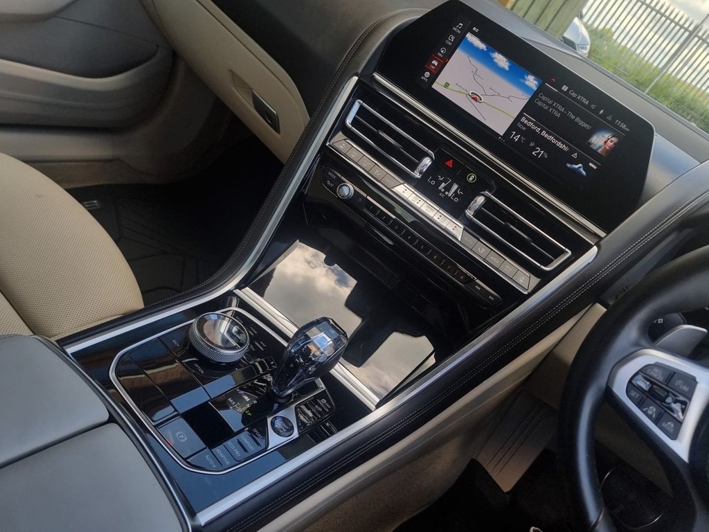 4.4 M850i V8 First Edition Coupe 2dr Petrol Steptronic xDrive Euro 6 (s/s) (530 ps) Image