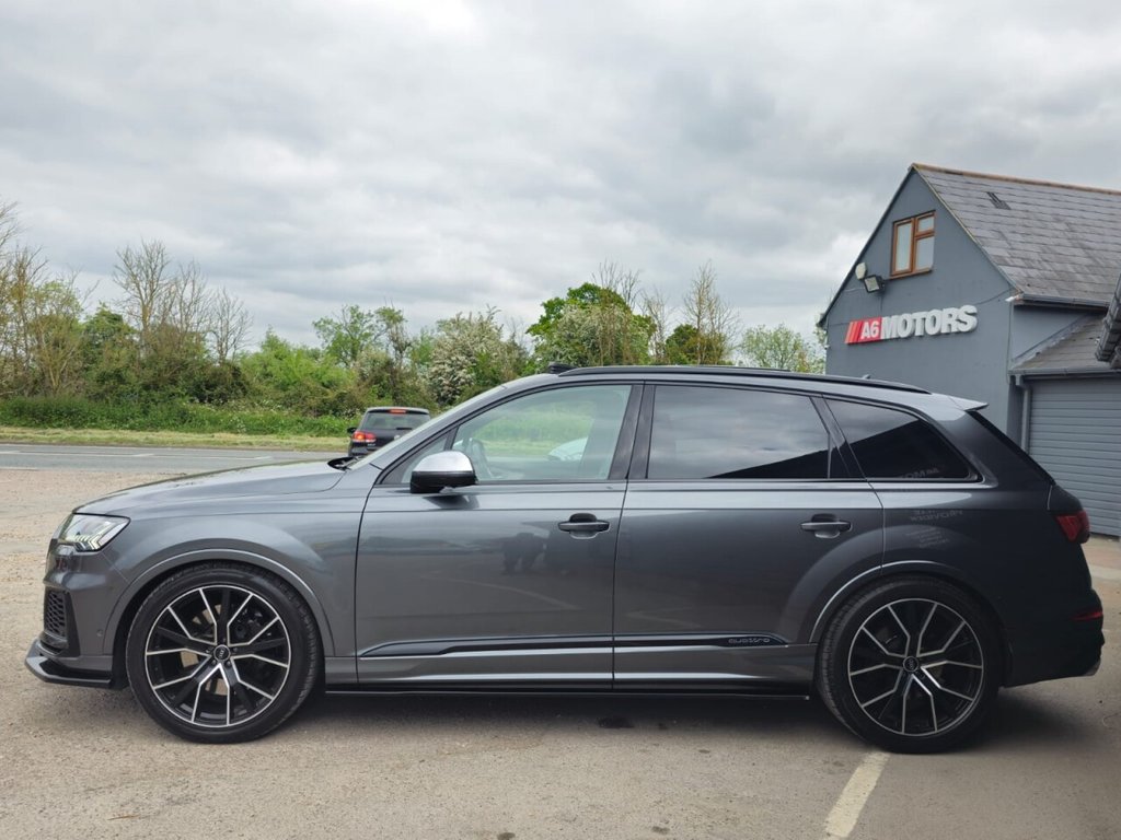 4.0 TDI V8 SUV 5dr Diesel Tiptronic quattro Euro 6 (s/s) (435 ps) Image