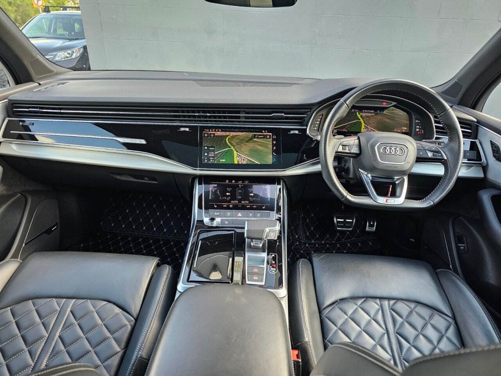 4.0 TDI V8 SUV 5dr Diesel Tiptronic quattro Euro 6 (s/s) (435 ps) Image