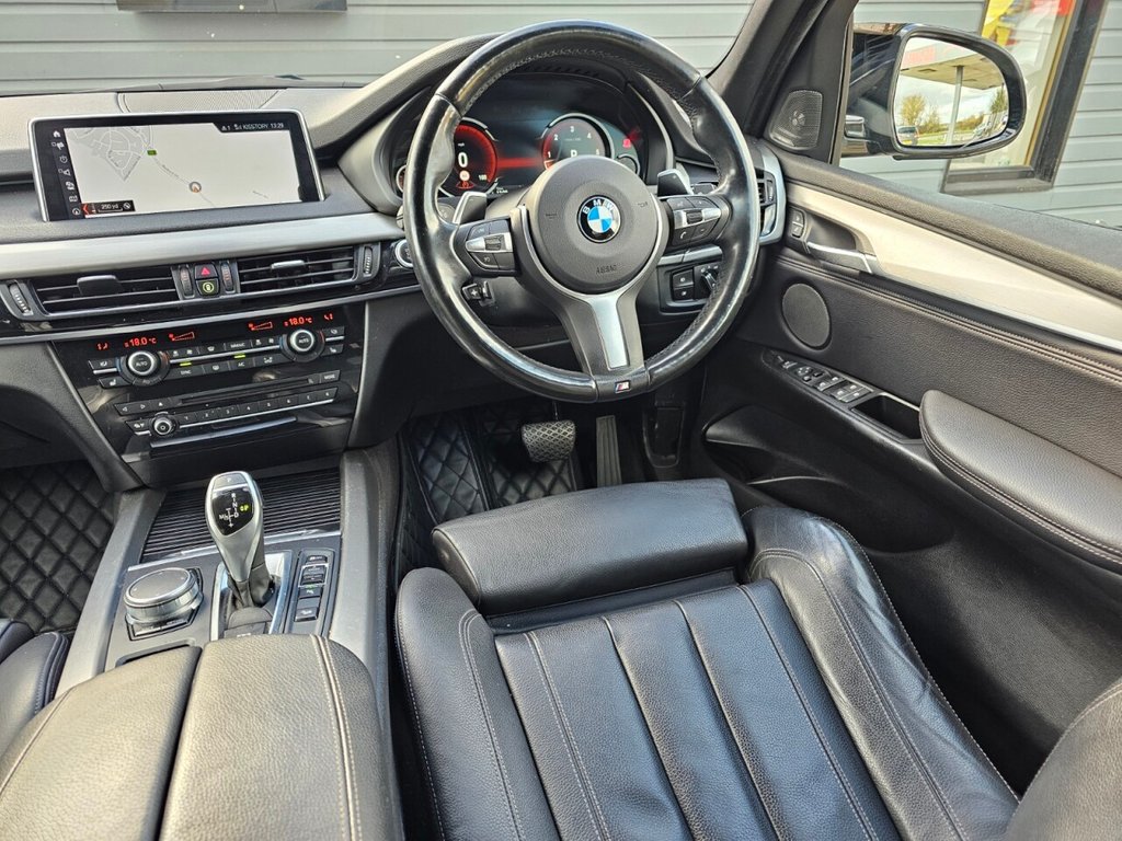 3.0 BiTurbo Competition Coupe 2dr Petrol DCT Euro 6 (s/s) (450 ps) Image